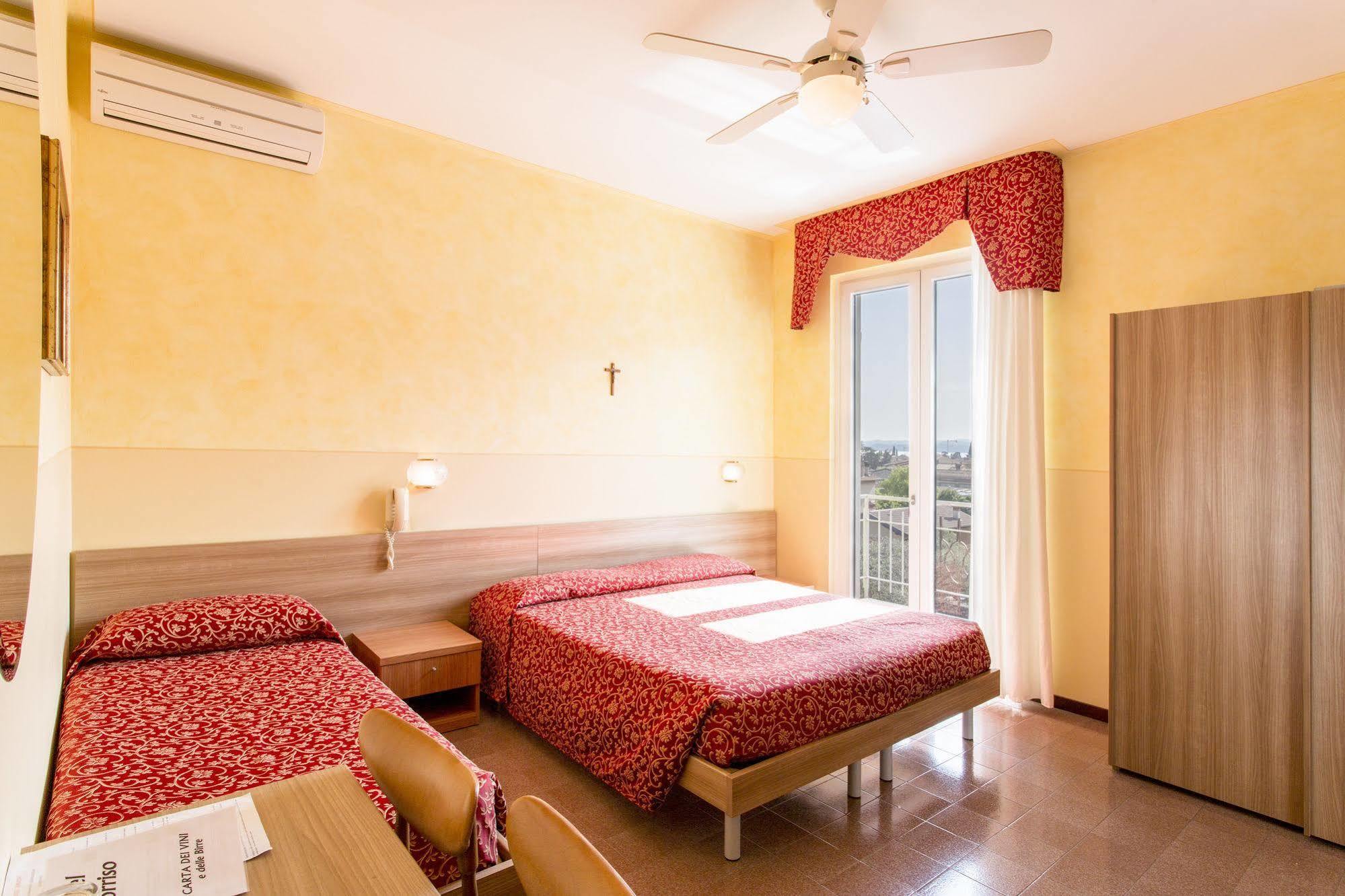 Hotel Sorriso Toscolano Maderno Dış mekan fotoğraf