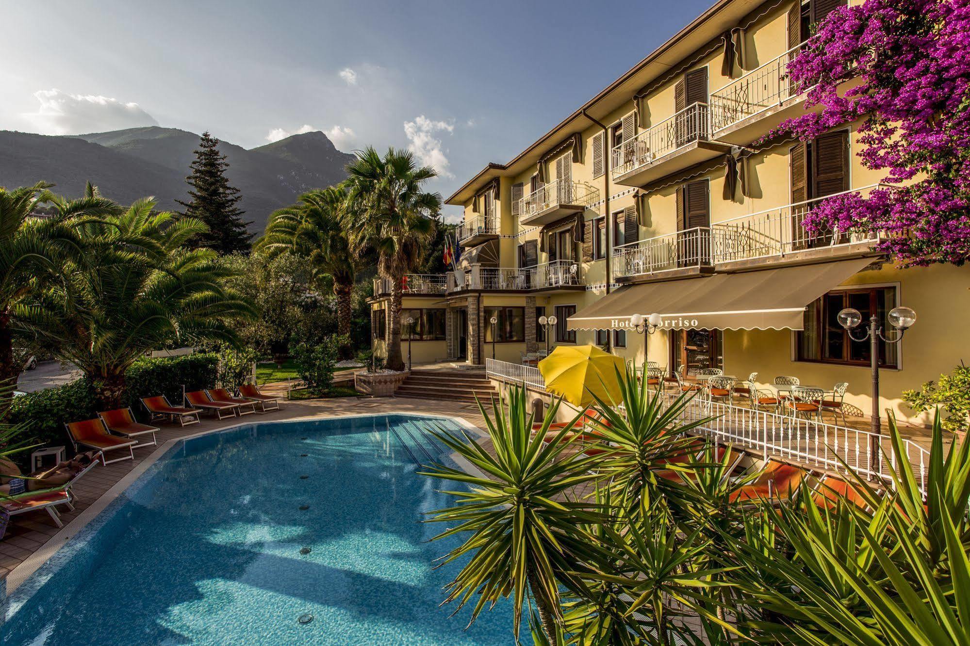 Hotel Sorriso Toscolano Maderno Dış mekan fotoğraf
