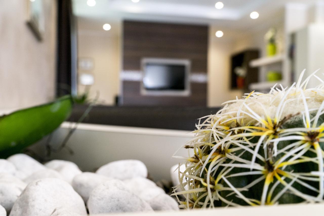 Hotel Sorriso Toscolano Maderno Dış mekan fotoğraf
